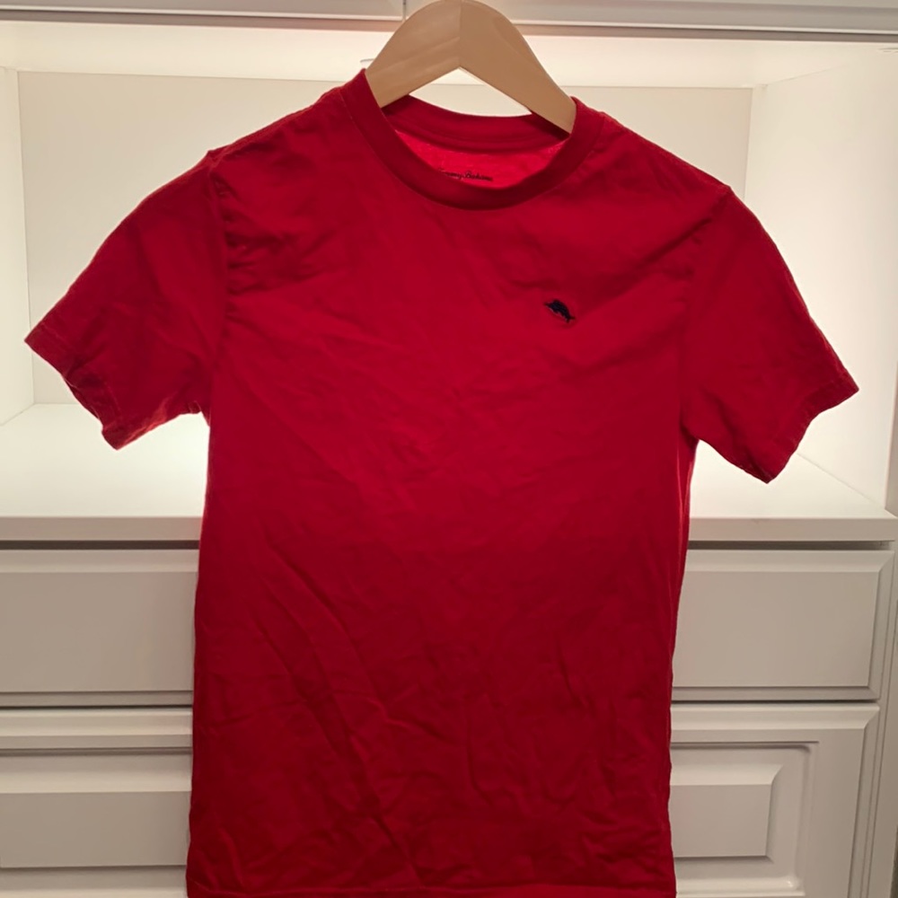 Boys Tommy Bahama red T-shirt – never worn!